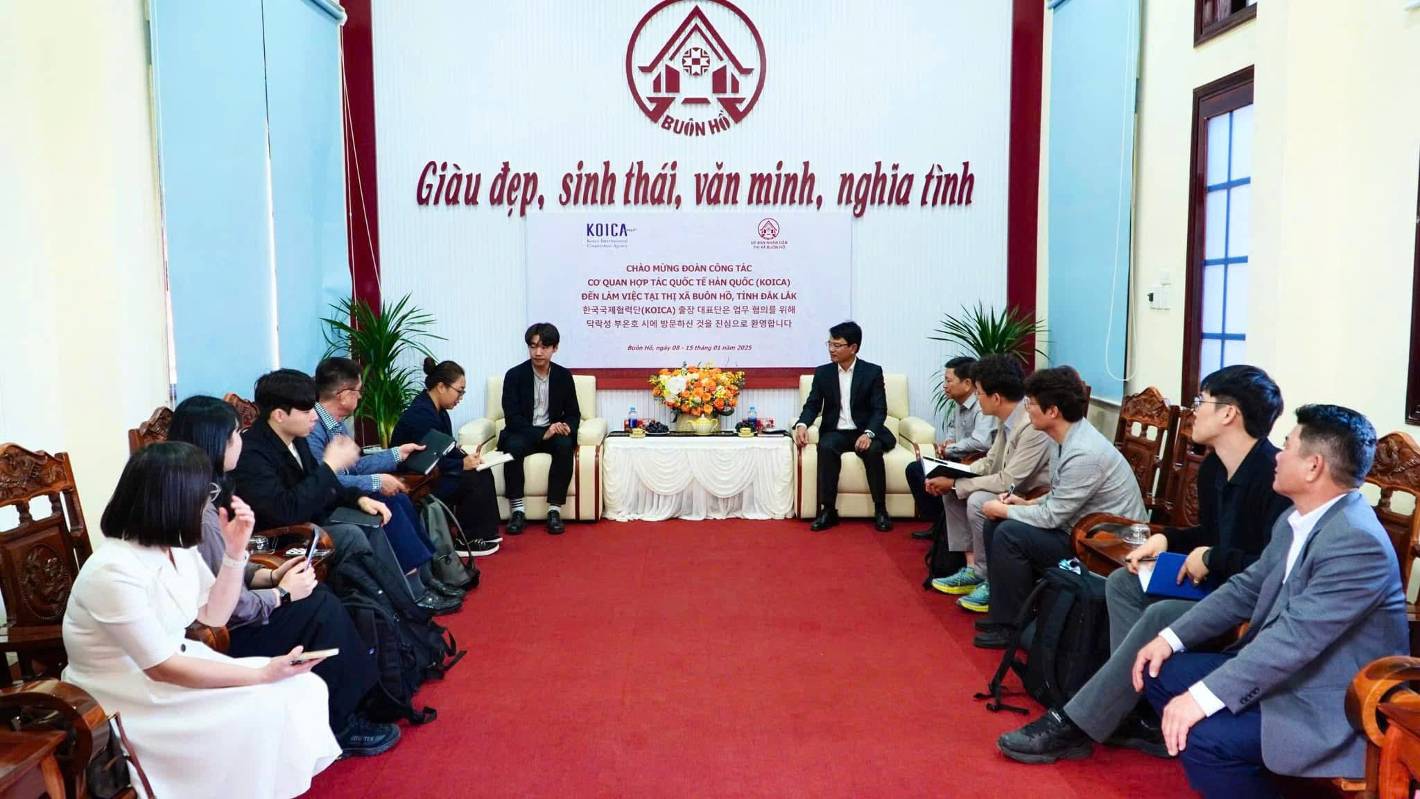 UBND thị xã Buôn Hồ làm việc với đoàn công tác Cơ quan Hợp tác quốc tế Hàn Quốc (KOICA) tại Việt Nam